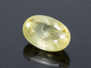 Golden Energy Zircon (Jarkan) – Balance & Attraction Stone